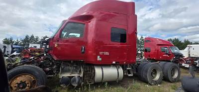 International LT625 Salvage Truck