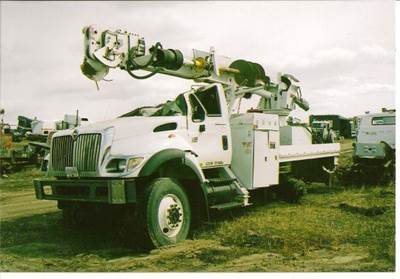 International Salvage Truck