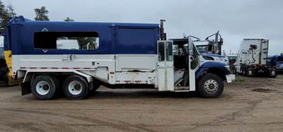 International WorkStar 7400 Salvage Truck