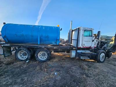 Kenworth T600 Salvage Truck
