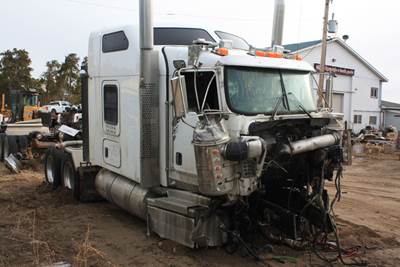 Kenworth W900 Salvage Truck