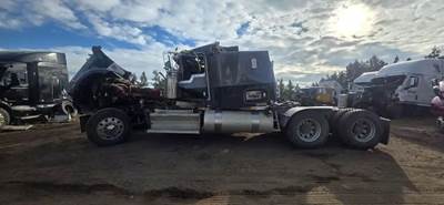 Kenworth W900 Salvage Truck
