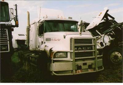 Mack CH613 Salvage Truck