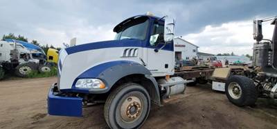 Mack Granite GU813 Salvage Truck