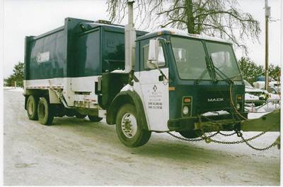Mack LE613 Salvage Truck