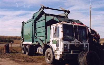 Mack MR685S Salvage Truck