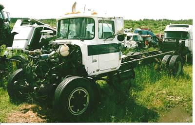 Mack Salvage Truck