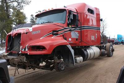 Mack Pinnacle CXU613 Salvage Truck