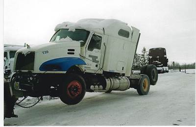 Mack Pinnacle CXU613 Salvage Truck