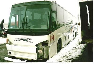 Motor Coach Industries (MCI) G4500 Salvage Truck