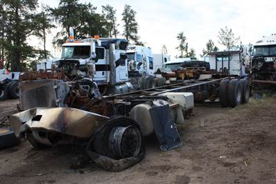 Peterbilt 330 Salvage Truck