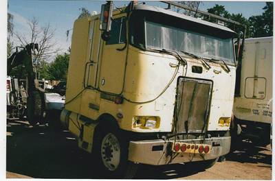 Peterbilt 362 Salvage Truck