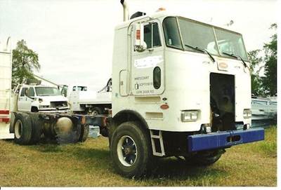 Peterbilt 362 Salvage Truck