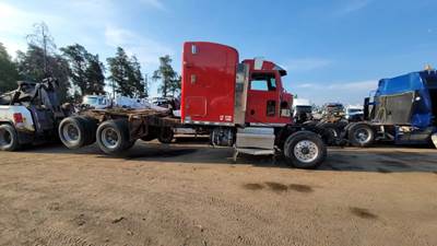 Peterbilt 367 Salvage Truck