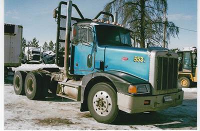 Peterbilt 377 Salvage Truck