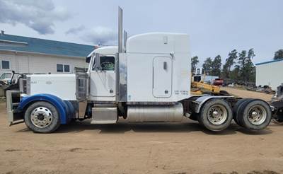 Peterbilt 379 Salvage Truck
