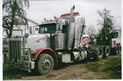 Peterbilt 388 Salvage Truck