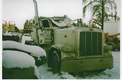 Peterbilt 389 Salvage Truck