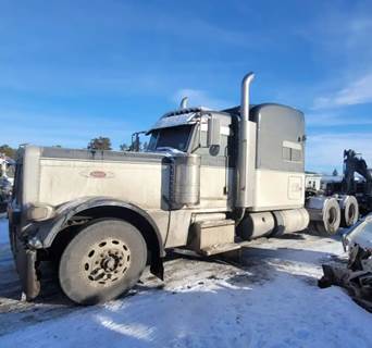 Peterbilt 389 Salvage Truck