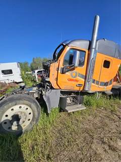 Peterbilt 567 Salvage Truck