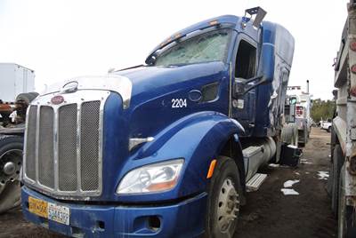 Peterbilt 579 Salvage Truck