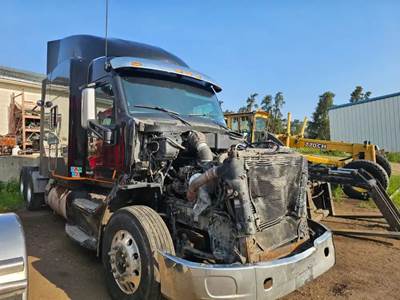 Peterbilt 579 Salvage Truck