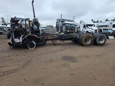 Peterbilt Coe Salvage Truck