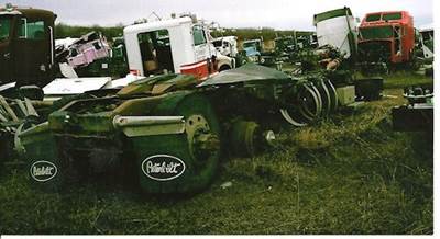 Peterbilt Salvage Truck