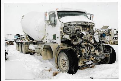 Sterling L9500 Salvage Truck