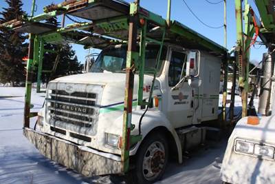 Sterling L9500 Salvage Truck