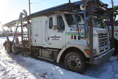 Sterling L9500 Salvage Truck