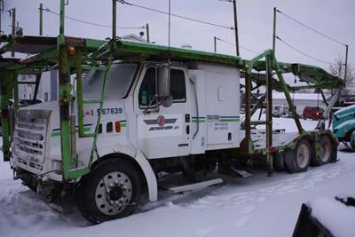 Sterling L9500 Salvage Truck