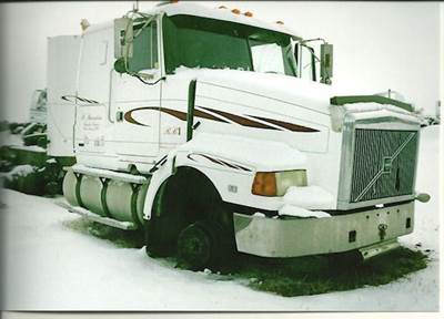 Volvo / WhiteGMC WIA Aero Salvage Truck