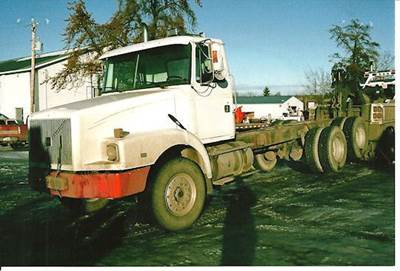 Volvo Salvage Truck