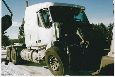 Volvo VN Salvage Truck