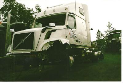 Volvo VNL Salvage Truck