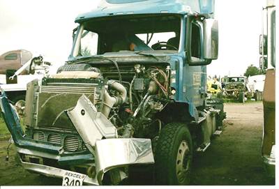 Volvo VNL Salvage Truck