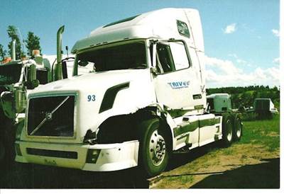 Volvo VNL200 Salvage Truck
