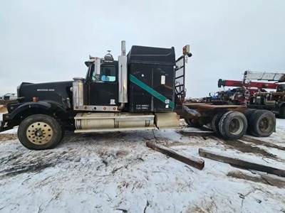 Western Star 4900 Salvage Truck