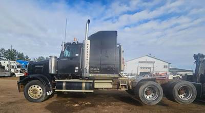 Western Star 4900FA Salvage Truck