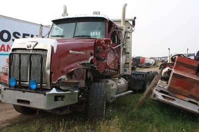 Western Star 4900SA Salvage Truck