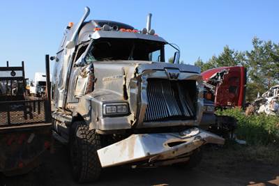 Western Star 4900SA Salvage Truck