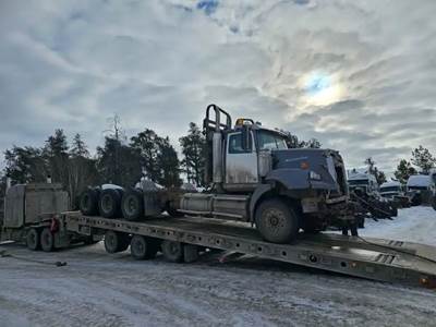 Western Star 4900SA Salvage Truck