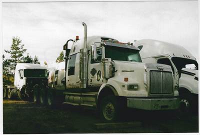Western Star 4900SB Salvage Truck