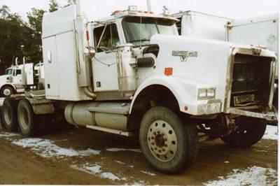 Western Star 4964 Salvage Truck