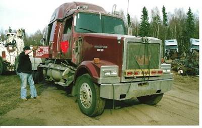 Western Star 4964 Salvage Truck