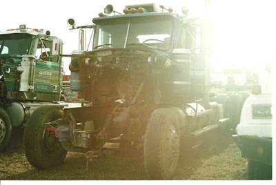 Western Star 4964F Salvage Truck