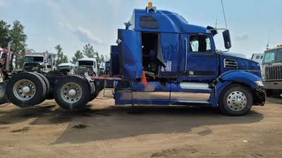 Western Star 5700 Salvage Truck
