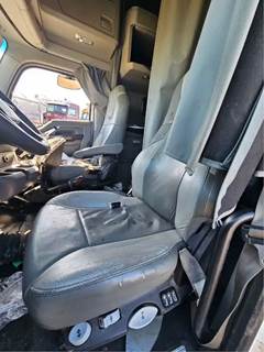 Kenworth T680 Seat