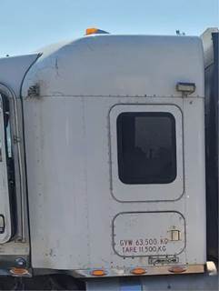 Kenworth T800 Sleeper